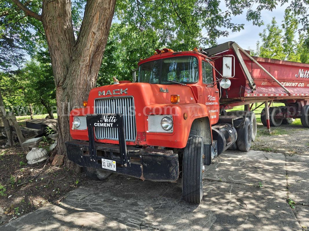 1978 Mack RD685ST T/A Truck Tractor