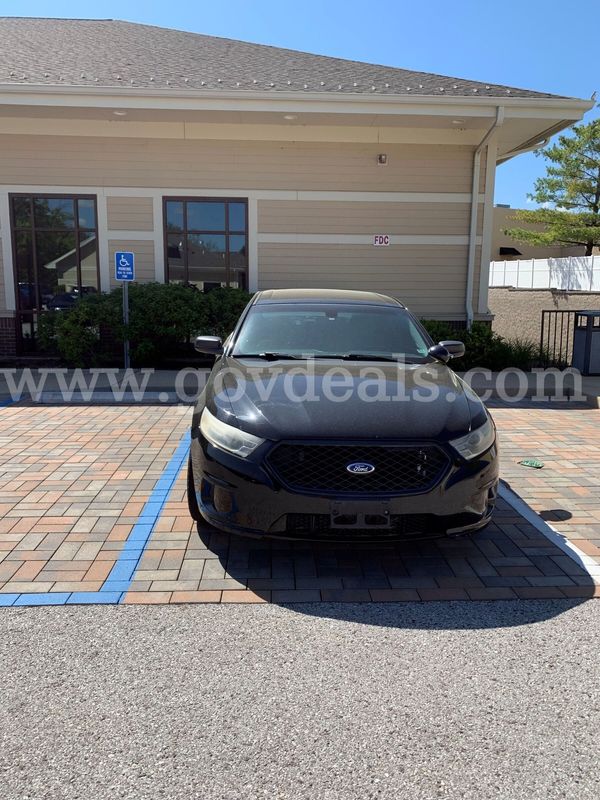 2014 Ford Taurus