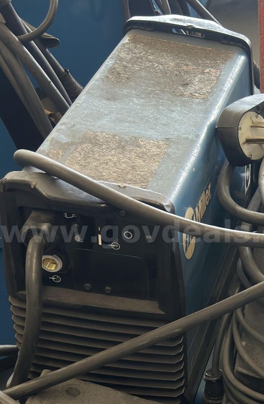 Miller Dynasty 210 Welder