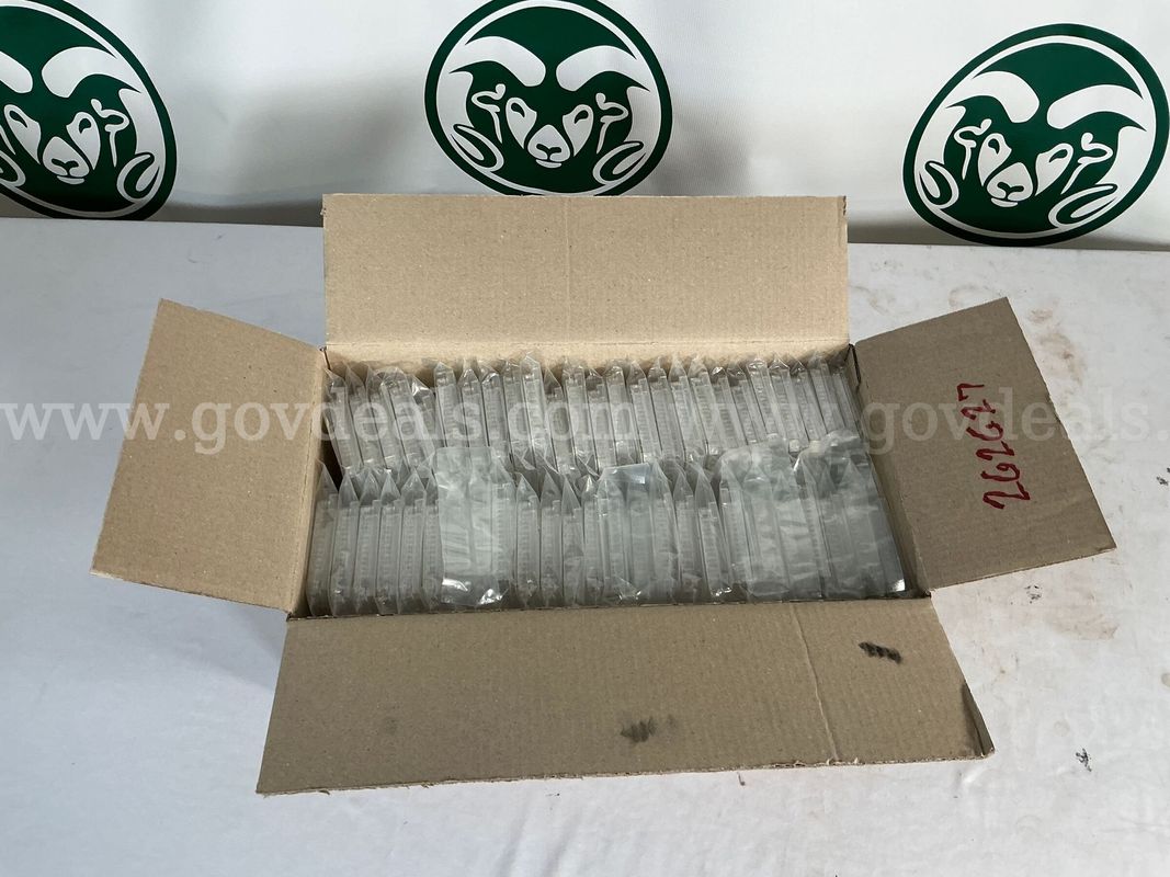 a Case of 50 Thermo Scientific BioLite 96 well Multidishes