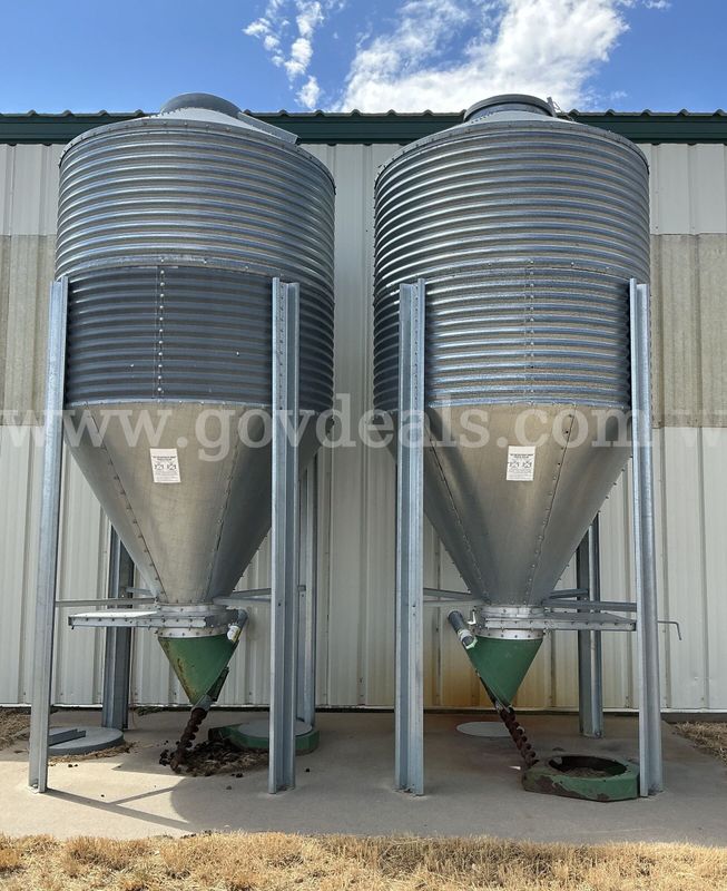 Lot of 2 Grain Silos (Posting #2)