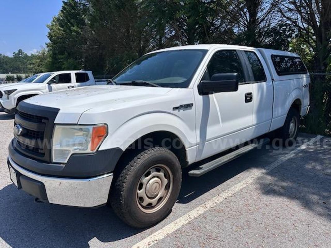 2014 Ford F-150 XL SuperCab 6.5-ft. Bed 4WD