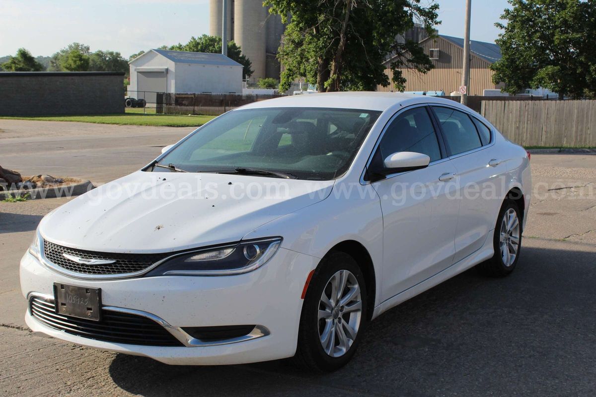 2015 Chrysler 200