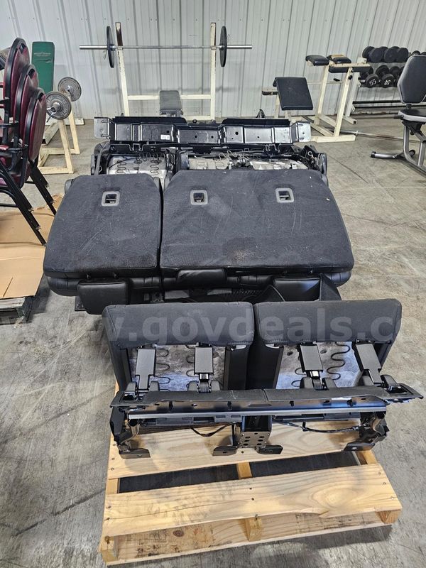 (5) Dodge Backseats