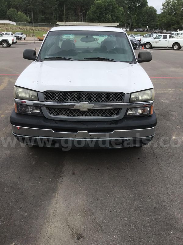 2004 Chevrolet 4X4 Extended Cab 1/2 Ton