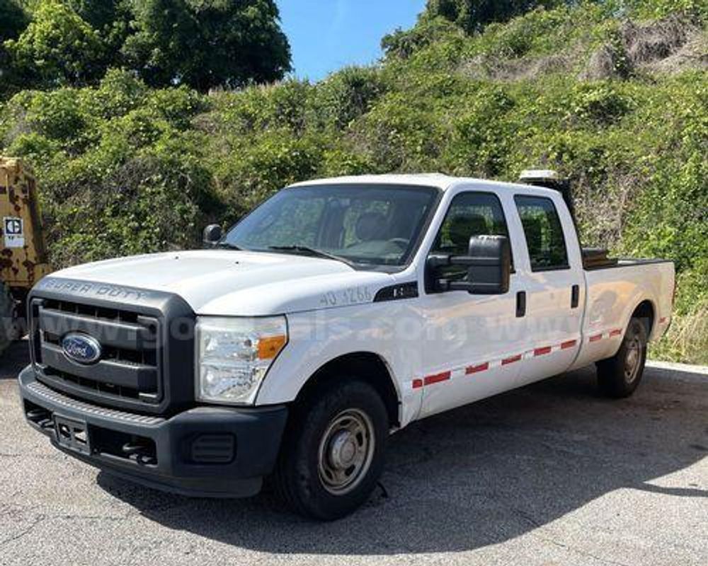 2015 Ford F-250 SD (220260 AJ DOT)