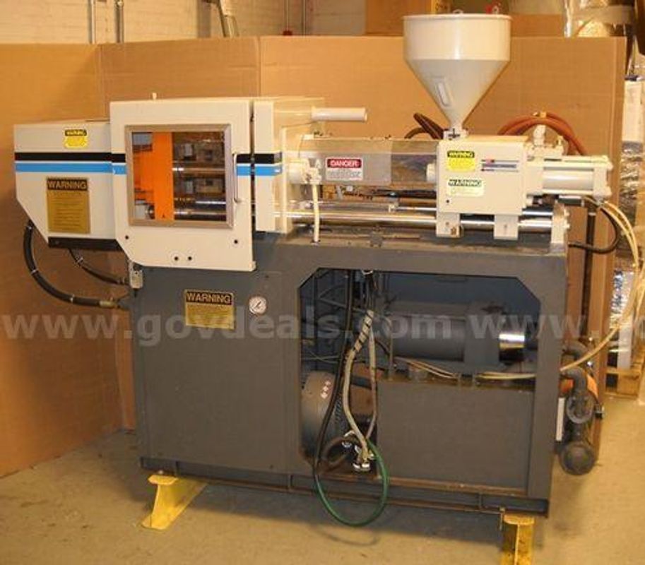 Injection Molding Machine (220728 BT)