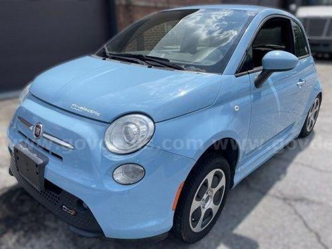 2015 Fiat 500e ***NO ENGINE OR TRANSMISSION*** (221815 AJ)