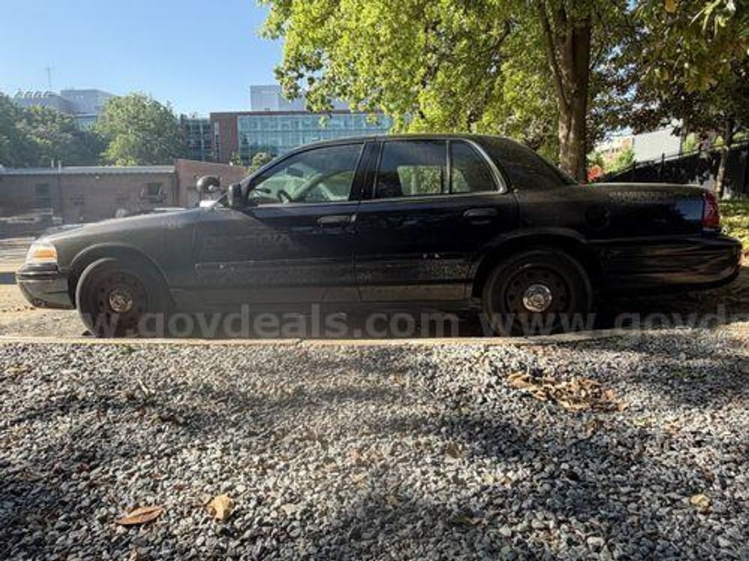 2008 Ford Crown Victoria (221801 NB)