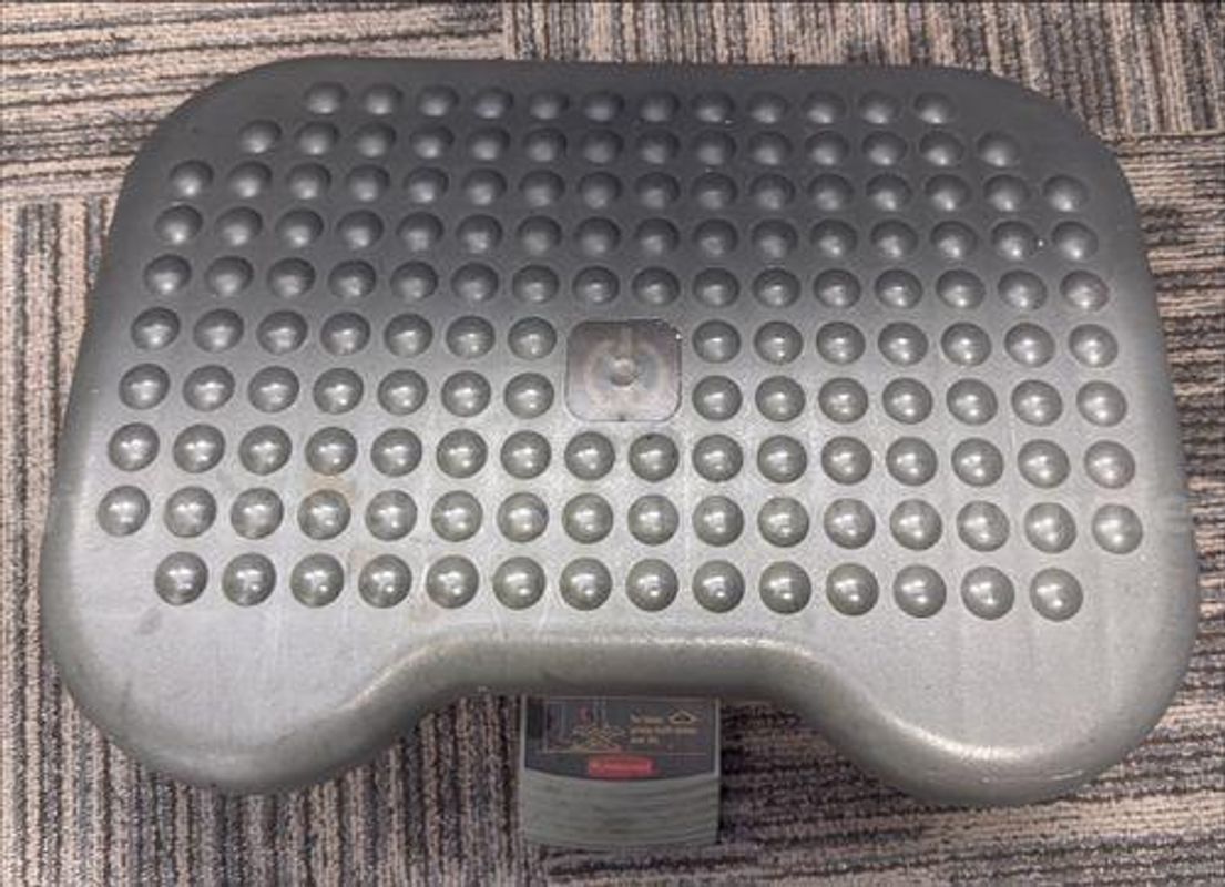 Foot Rest/Stand (222648 TM)