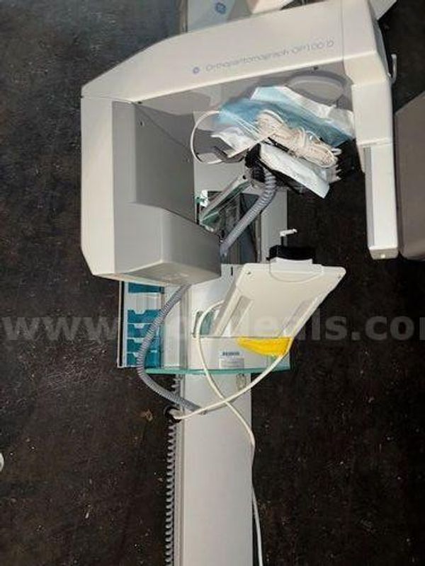 Dental X-Ray Machine (222540 BT)