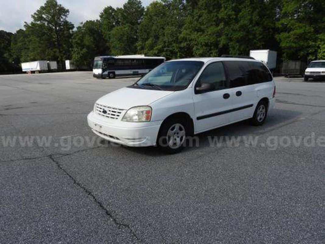 2006 Ford Freestar (223023 NB)