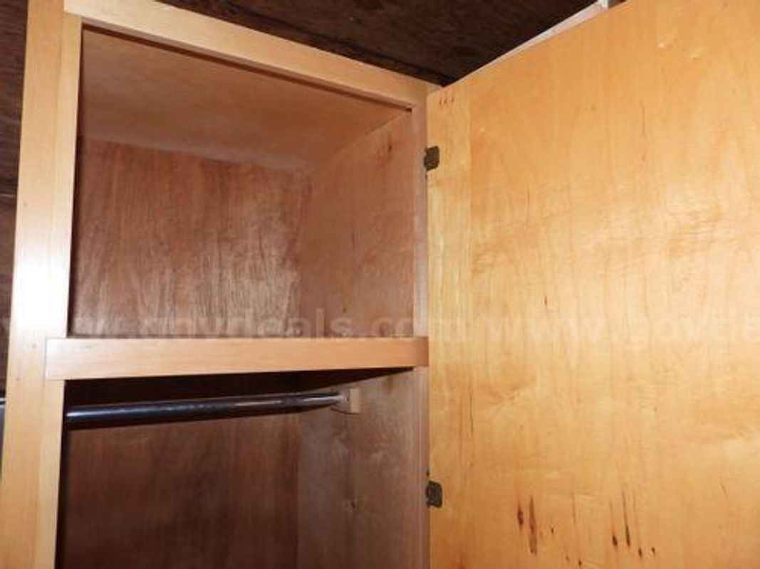 Cabinets Wood (221863 Dc)