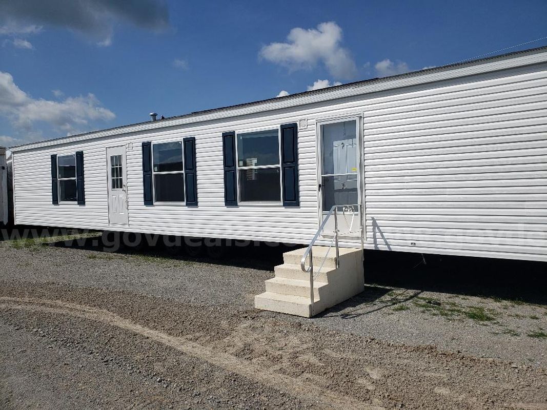 Fairmount Velocity 16'x70 Manufactured Home