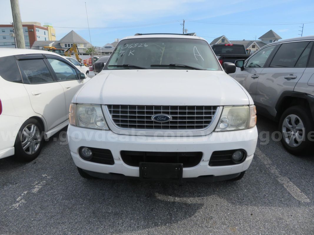2004 Ford Explorer