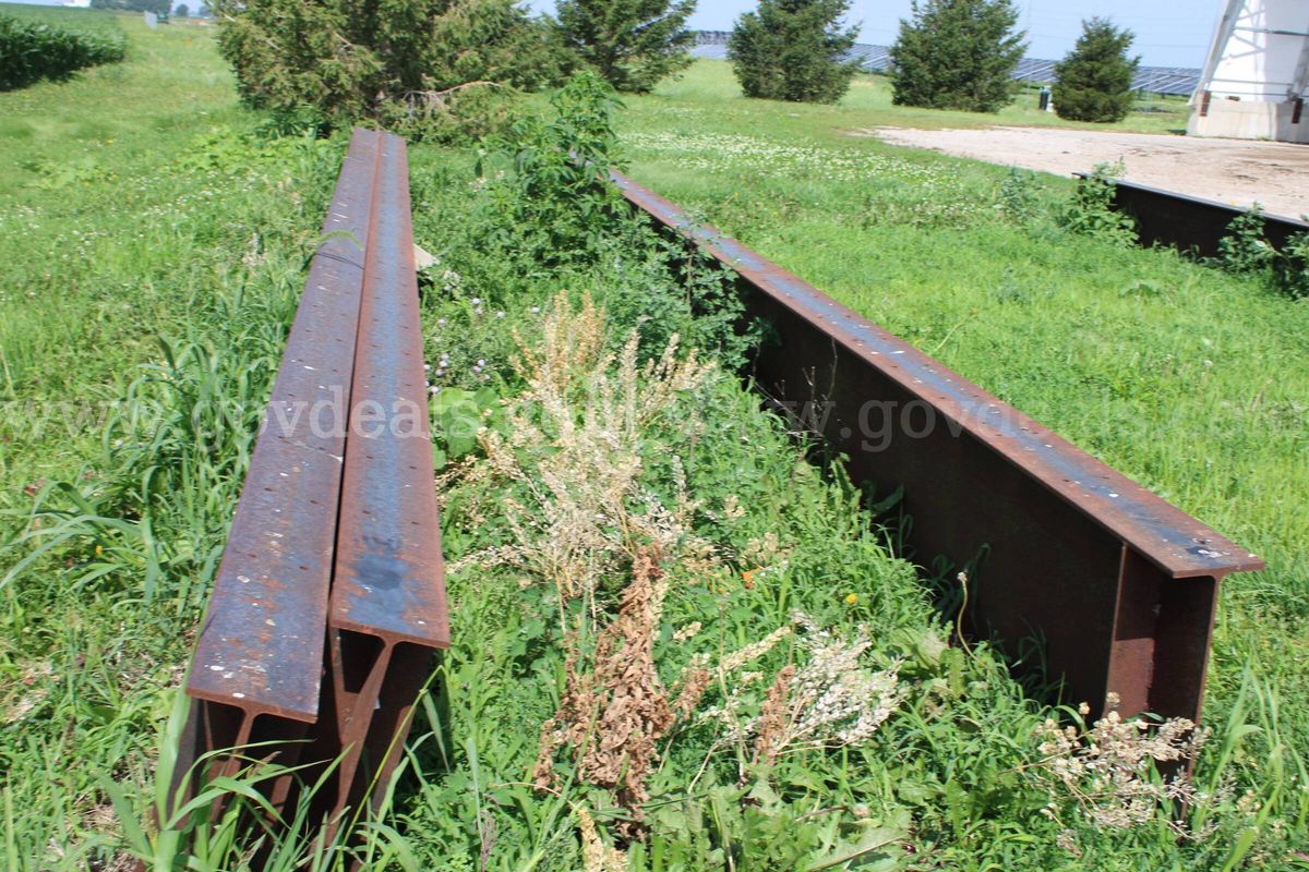 (4) 26ft Steel I-Beams