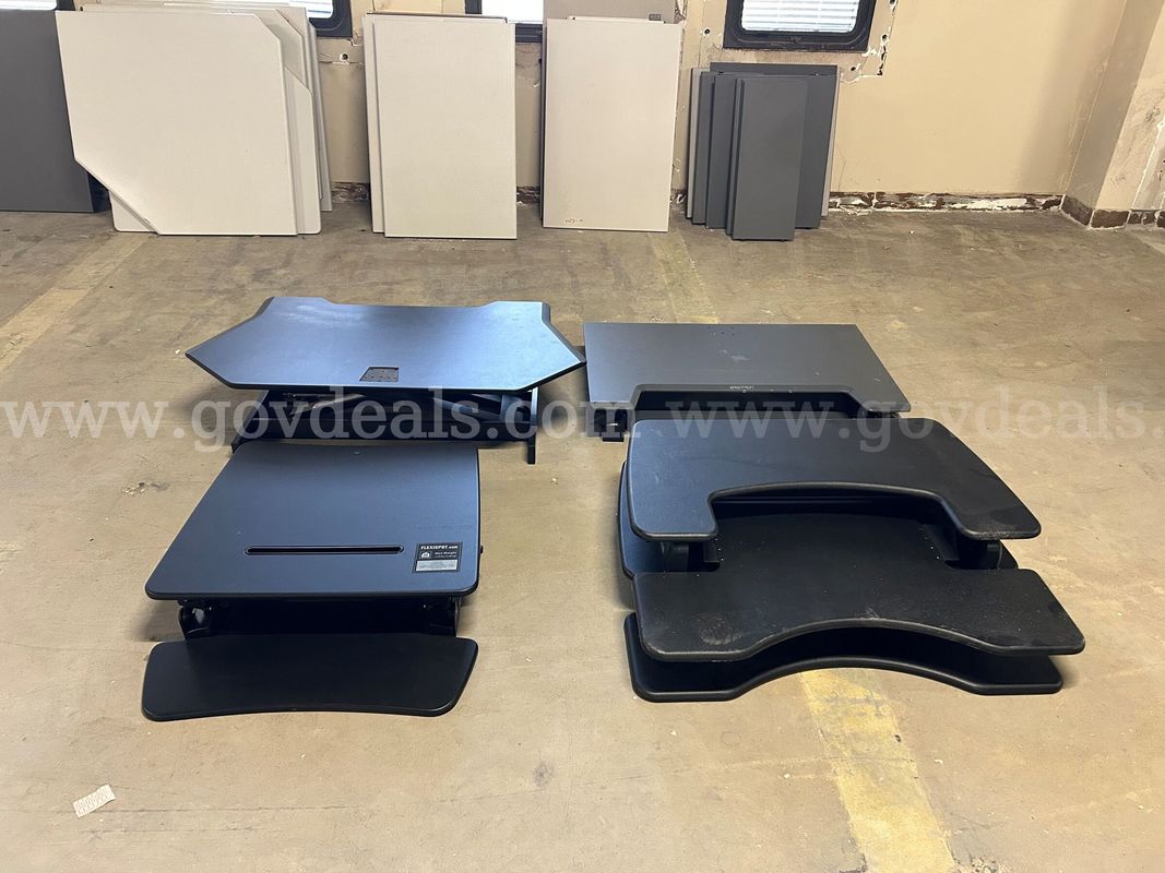 Stand/Sit Desks (Lot of 8)