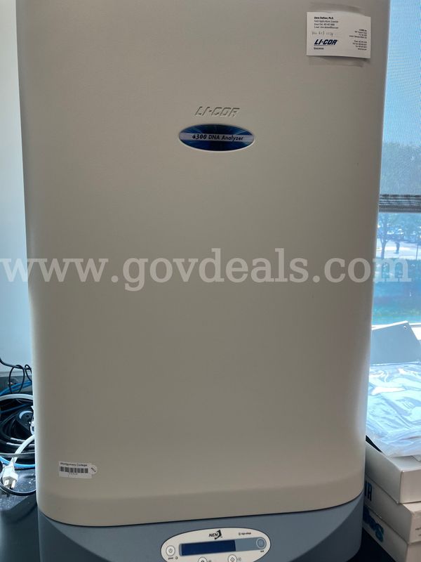 4300 DNA Analyzer