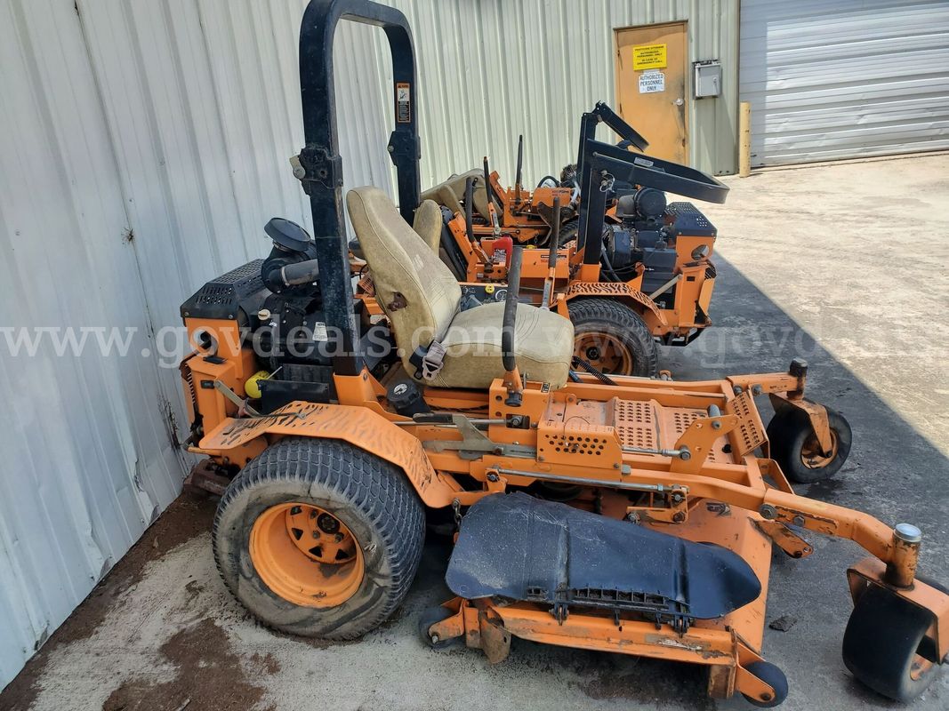 SCAG Turf Tiger Zero Turn Mower 61" deck #1 of 3