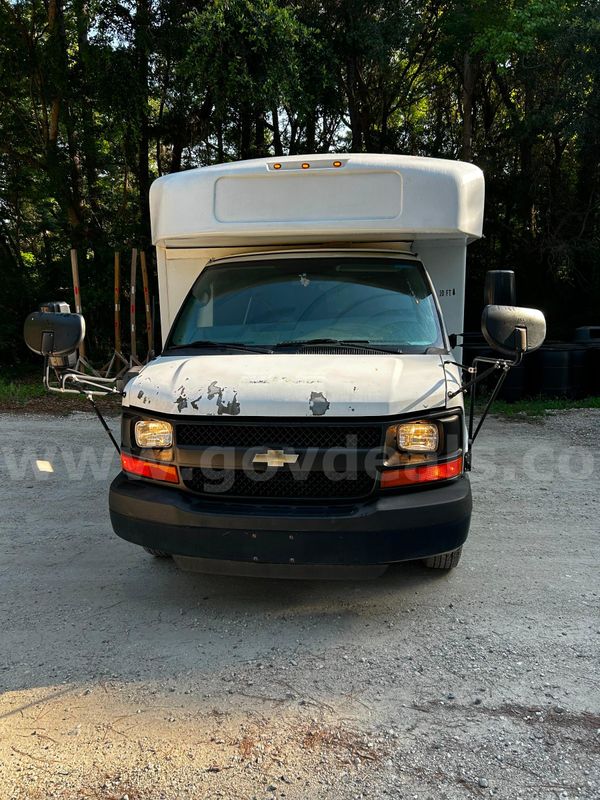 2011 Chevrolet 14 Passenger Mini- Bus