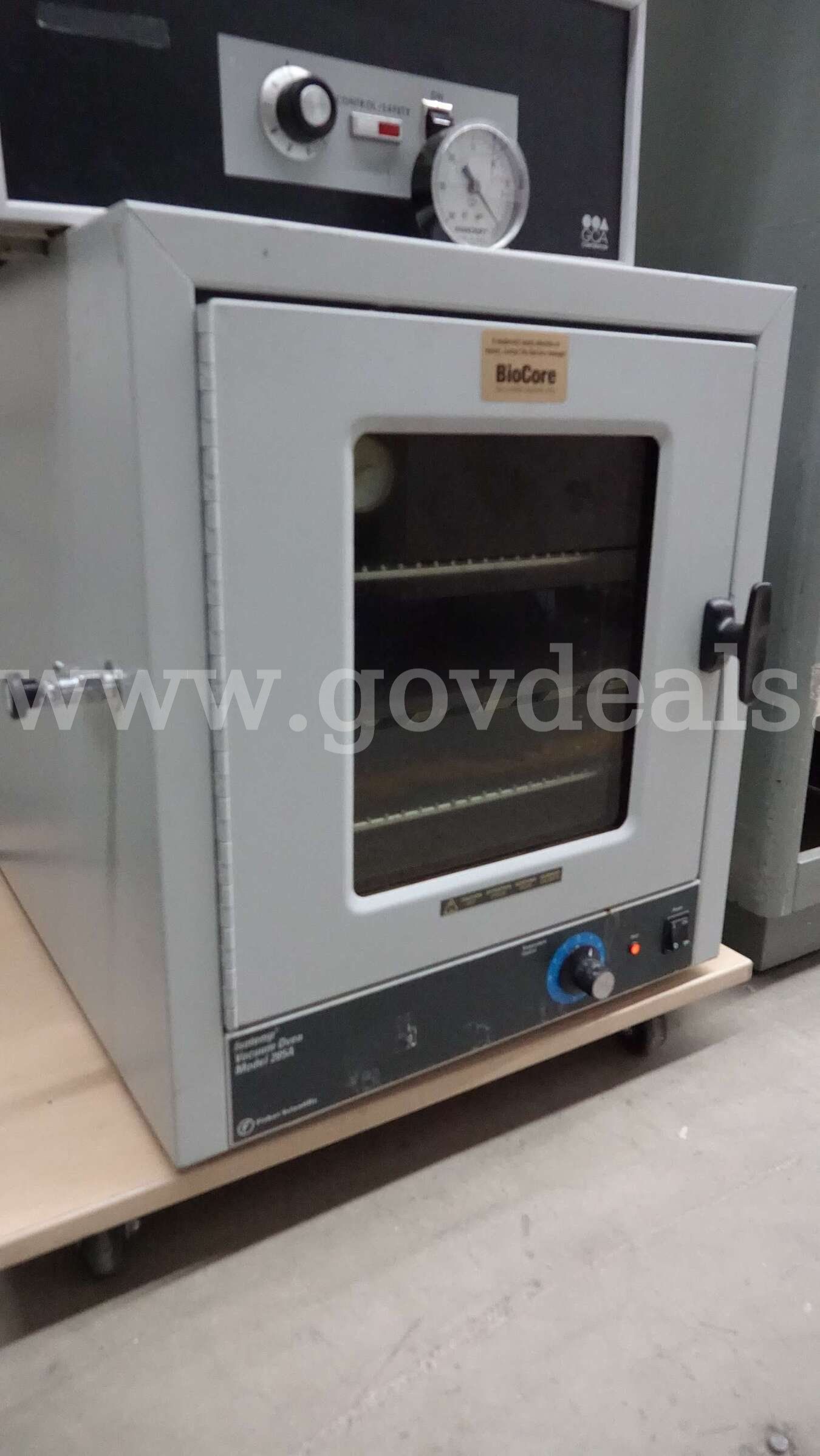 Fisher Scientific Isotemp Vacuum Oven 285A