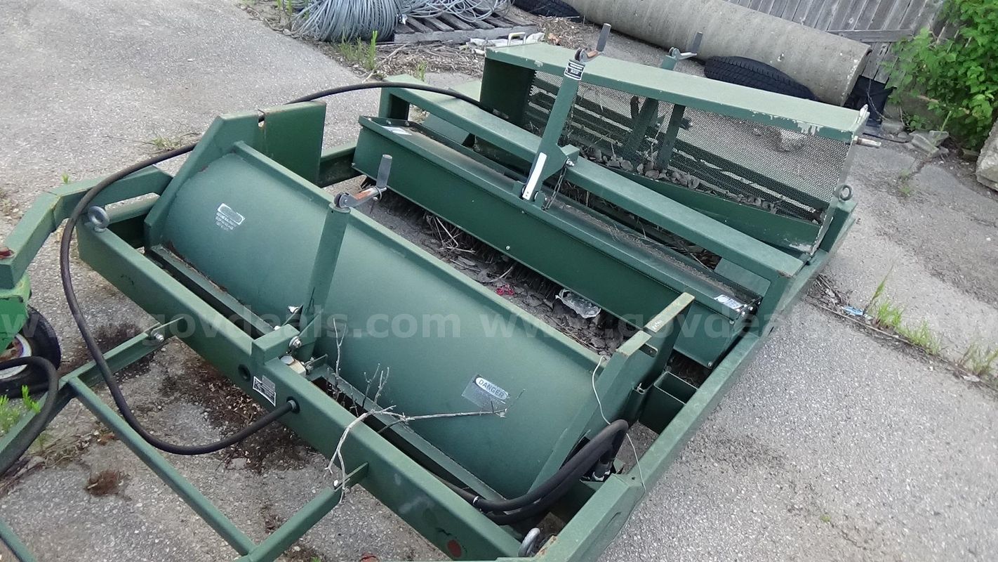 Used Groof Turf Cleaner Machine