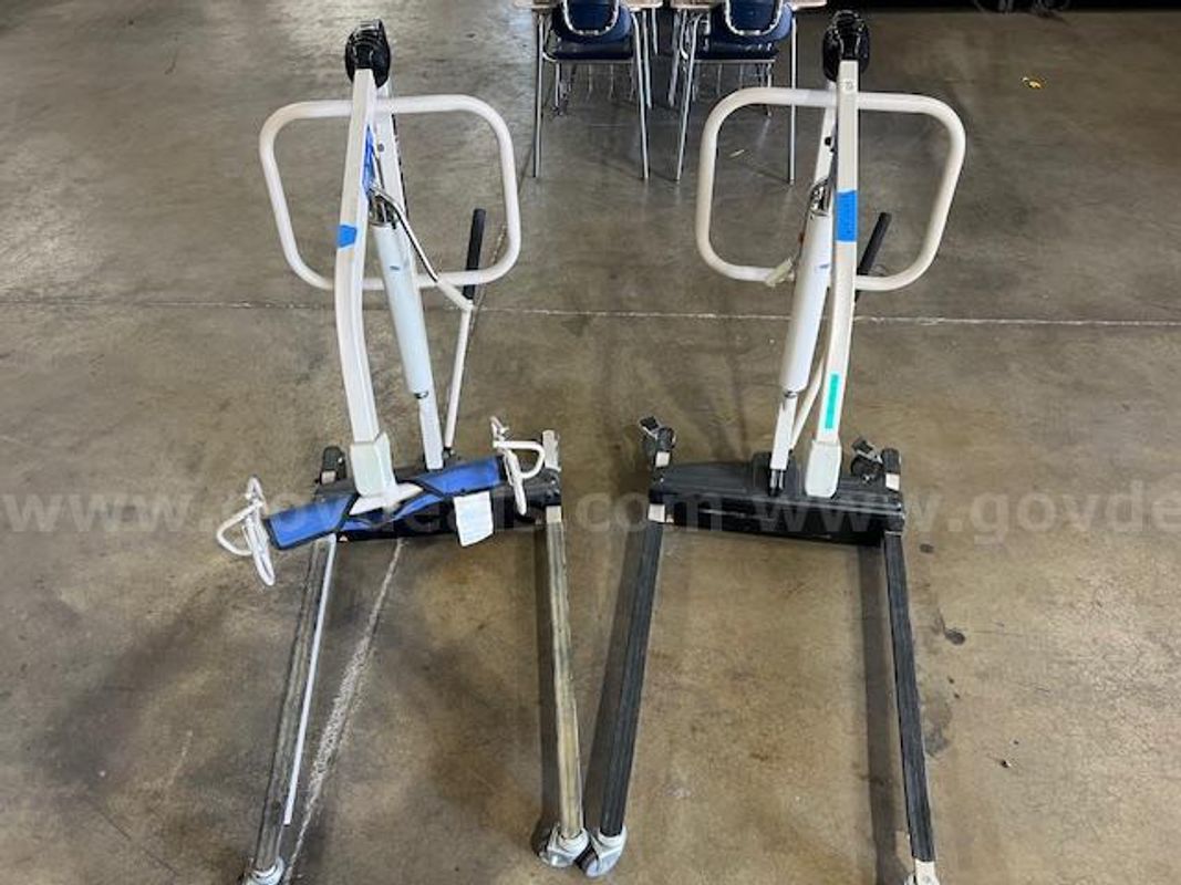 Lot of 2 Reliant 450 Manual Hoyers
