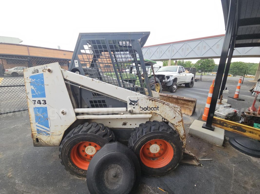 Bobcat Skid Steer