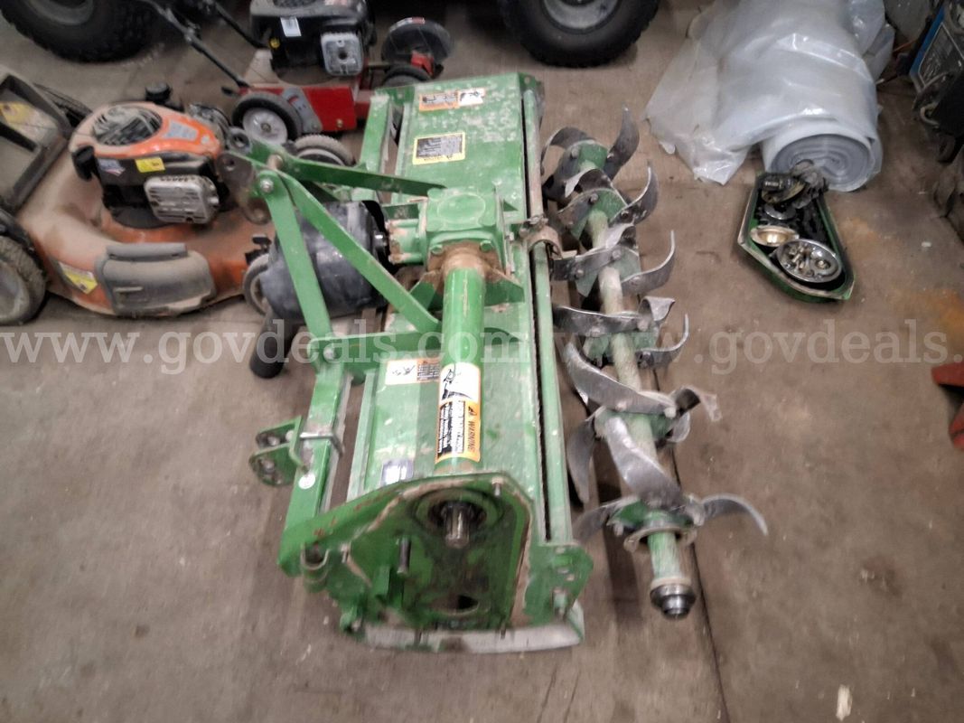 John Deere Rototiller