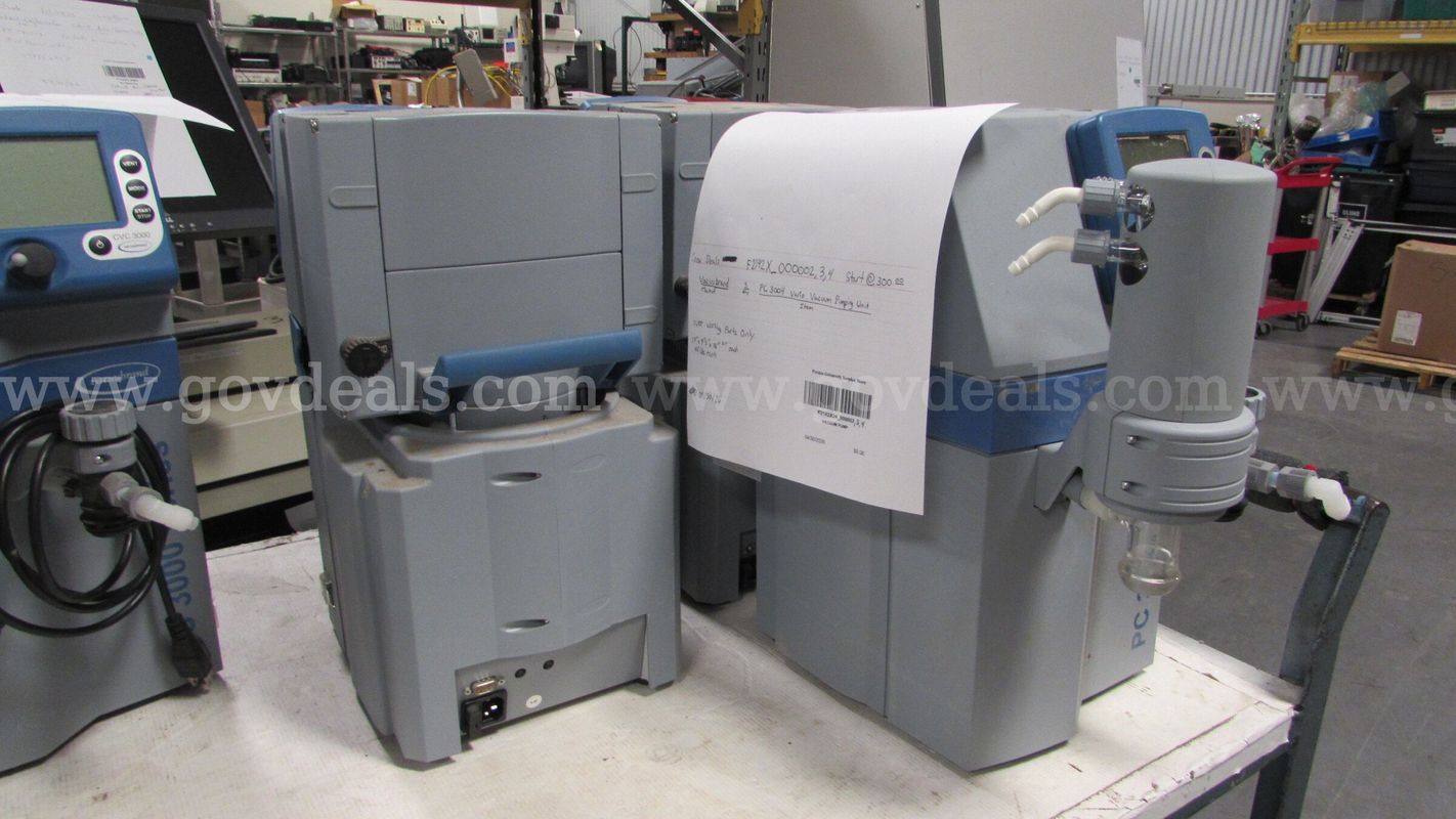 3x Vacuumbrand PC 3004 Vario Vacuum Pumping Units