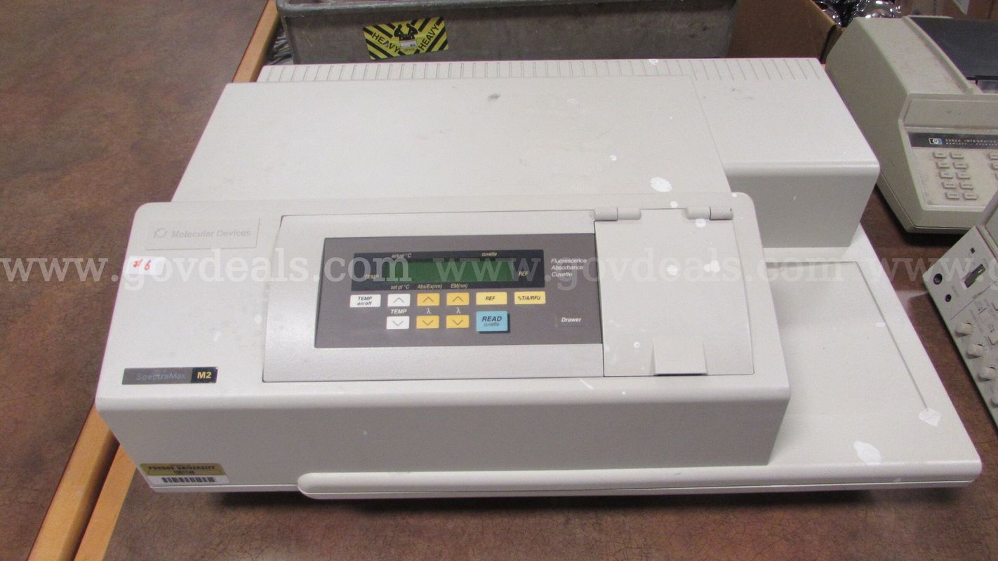 Molecular Devices SpectraMax M2 Microplate Reader
