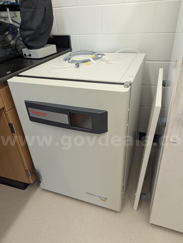 1 ThermoScientific HeraCell Vios 160i Cell culture incubator