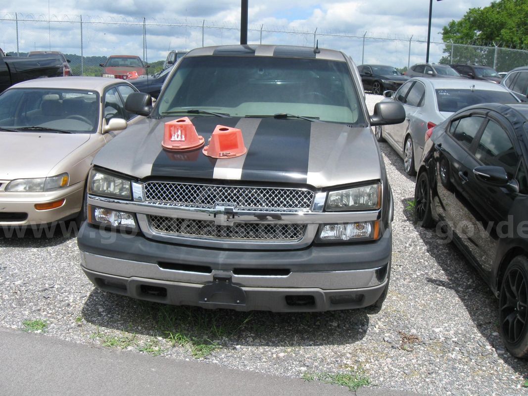 2003 Chevrolet Silverado 1500 LT Ext. Cab Long Bed 2WD