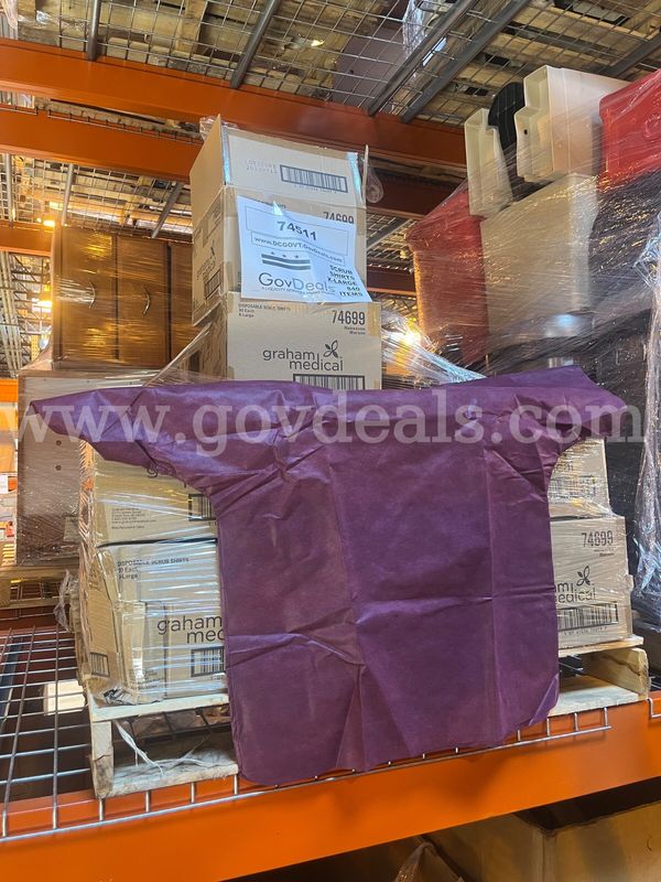 Lot of 840 Disposable Scrub Shirts X-Large - New