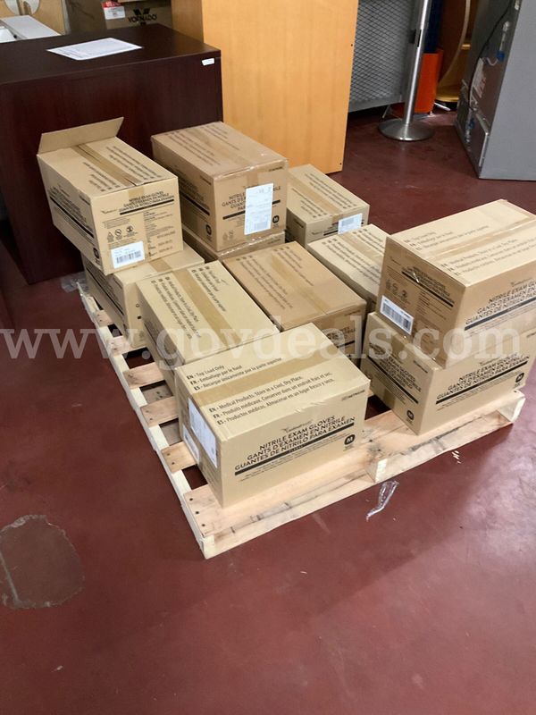 Lot of NEW Medical Nitrile Exam Gloves