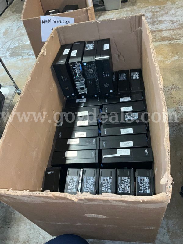 no inventory ID. what's a "ben"? - - - - - - NON WORKING CPUs (45 UNITS)