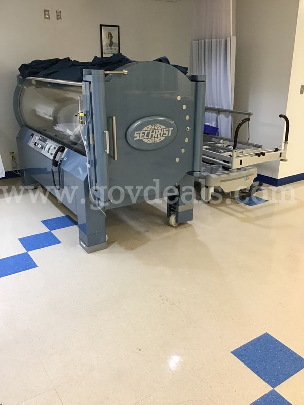 Sechrist 3600H Hyperbaric Chamber and Sechrist E920 Hyperbaric Chamber Stretcher