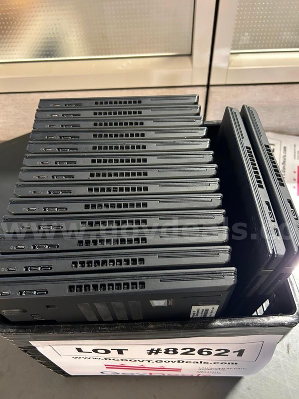 POWERED ON LAPTOPS - 15 units