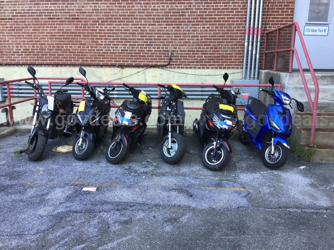Gas Powered Mopeds - Lot of 6