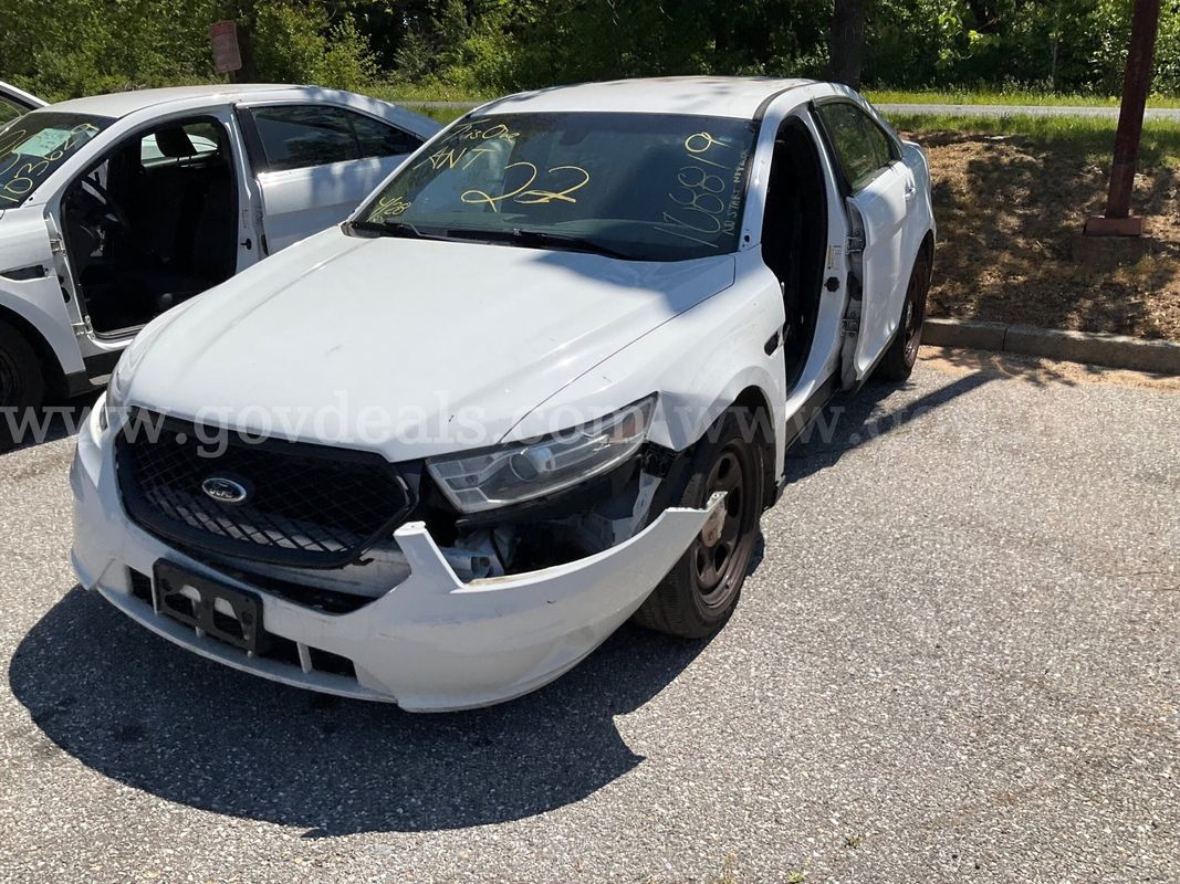 2019 Ford Taurus