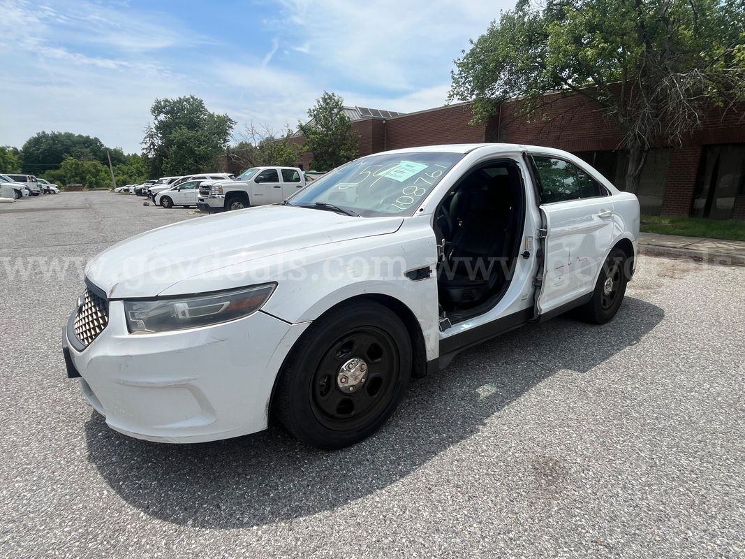 2019 Ford Taurus