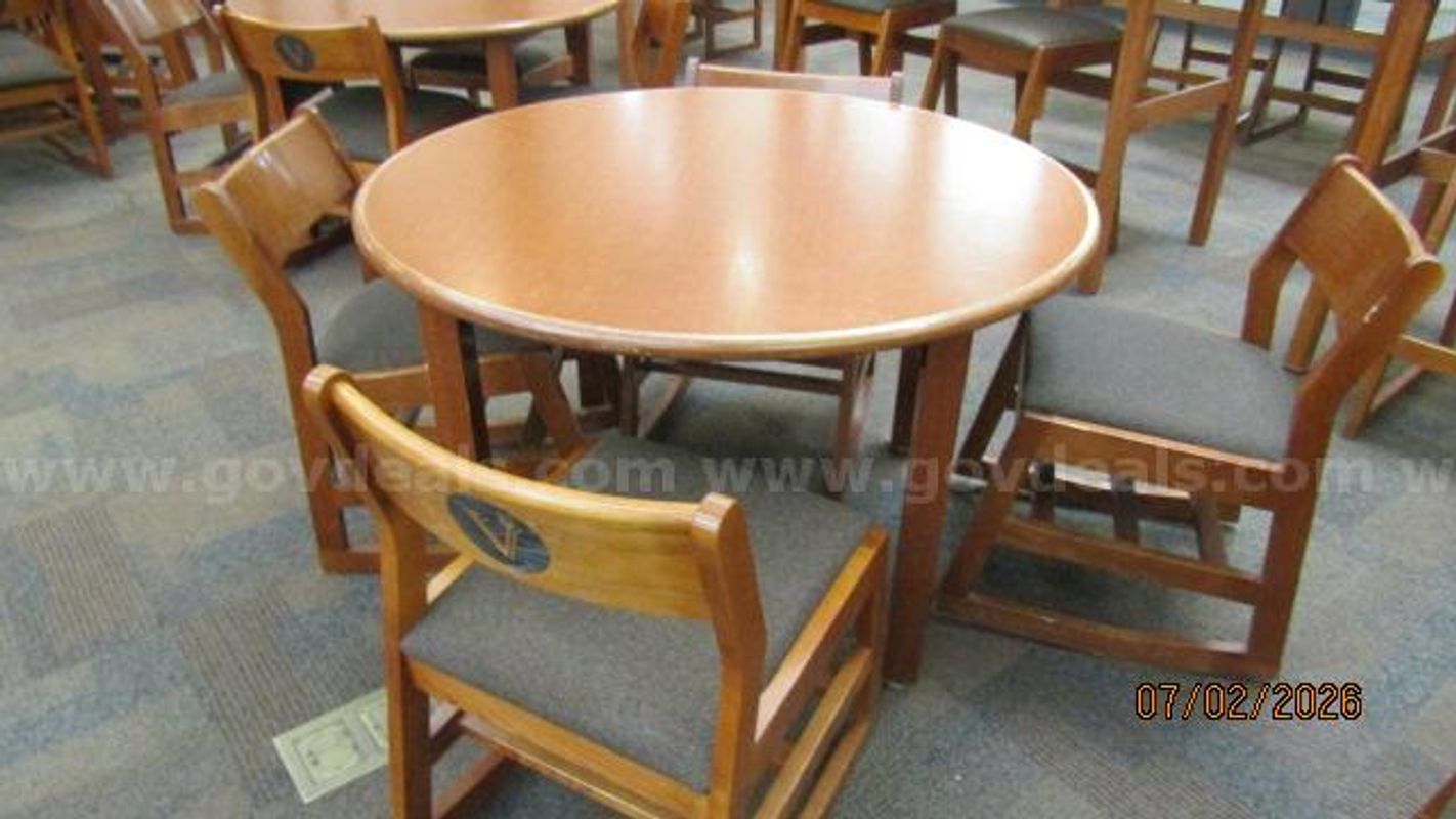 4' round table and 4 chairs