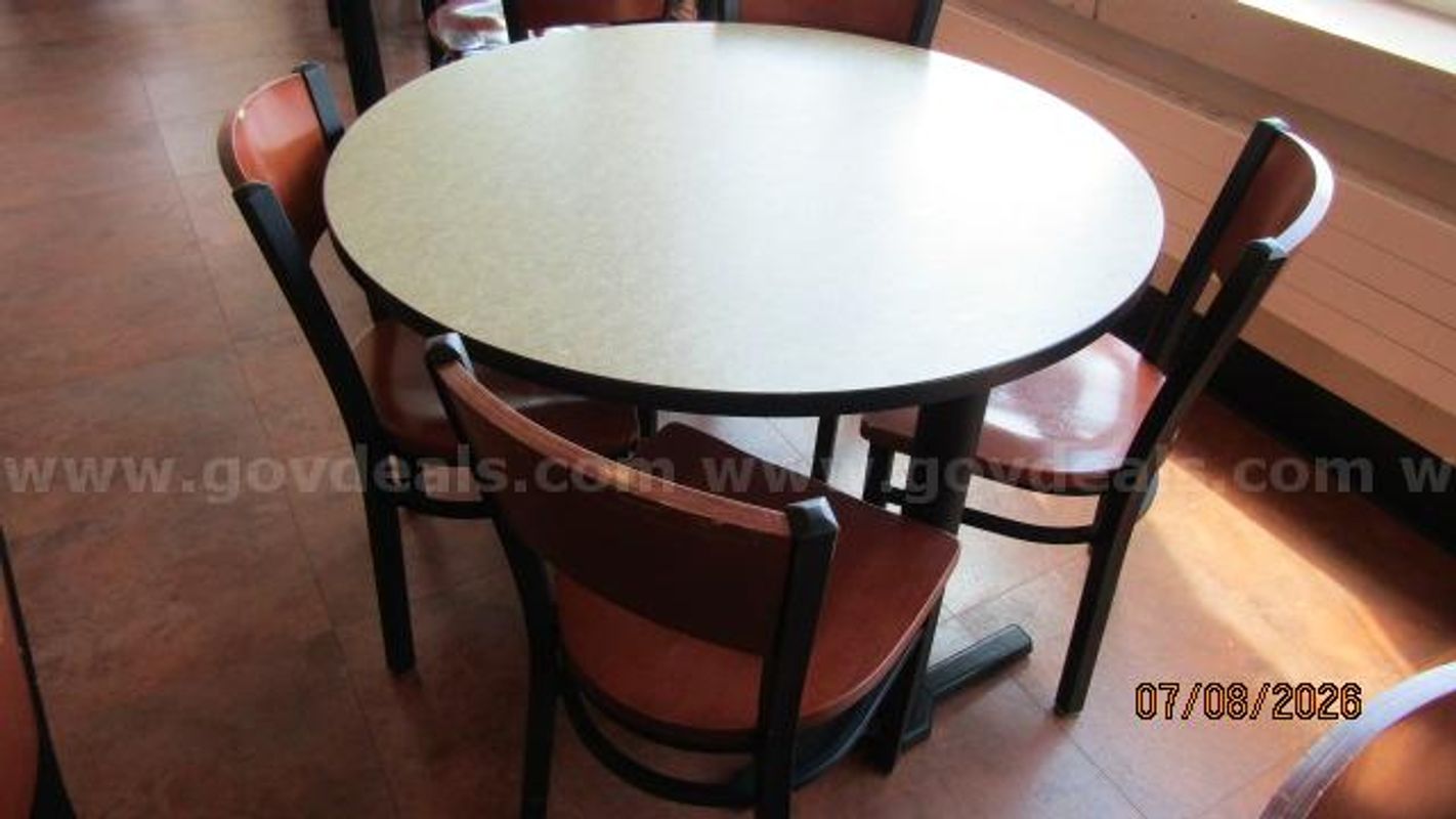 43" round table & chairs