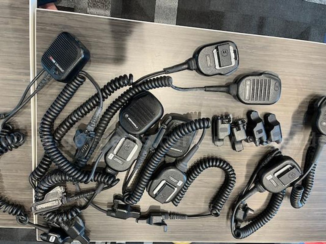 USED (9) XTS2500 Motorola Radio Wired Lapel Mics