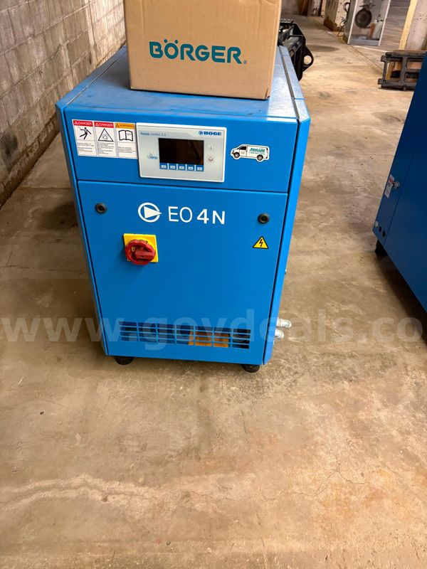 2 Air Compressors