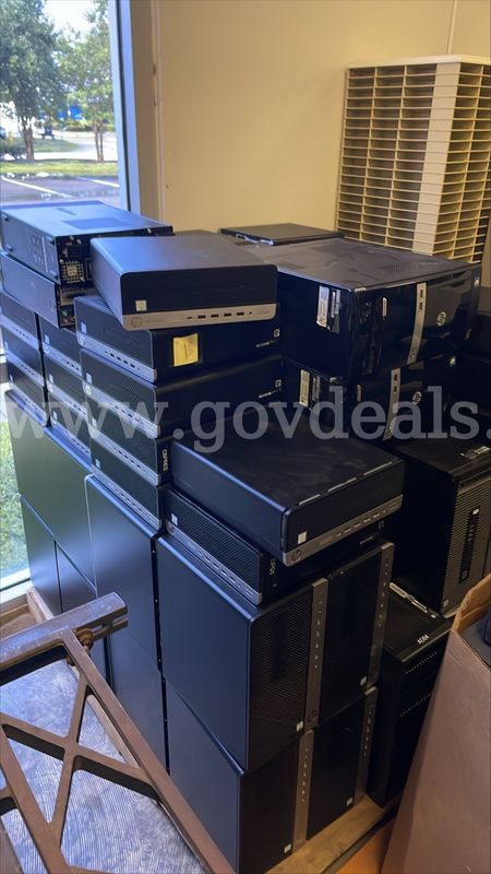 Desktop Computers - 1 Pallet