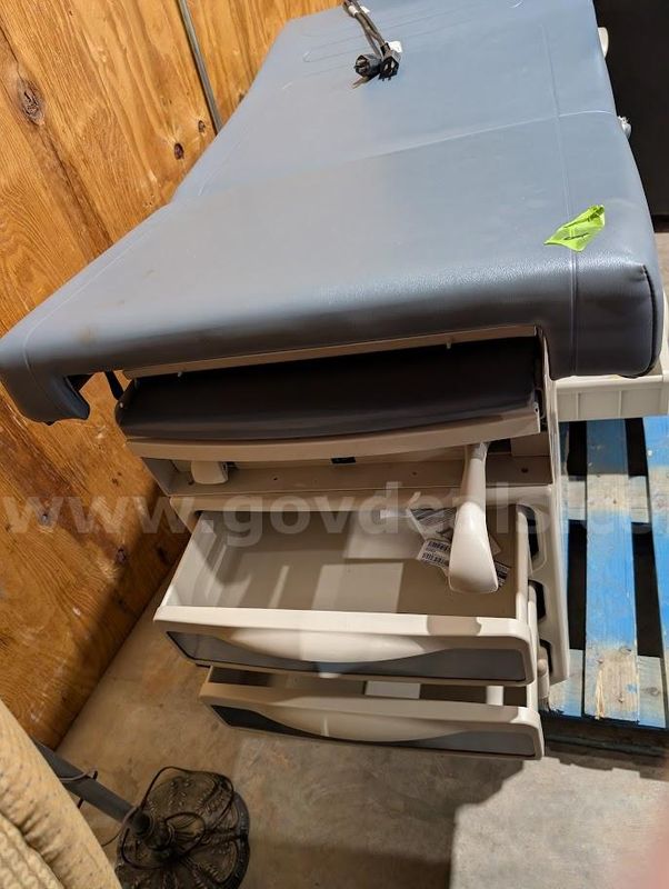 3 Used Exam Tables