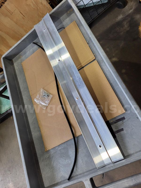 Anti-slip treads for buses