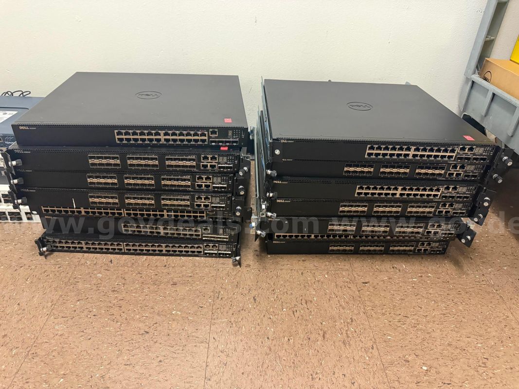 IT - Lot #682 - Lot of 14 - Dell Switches