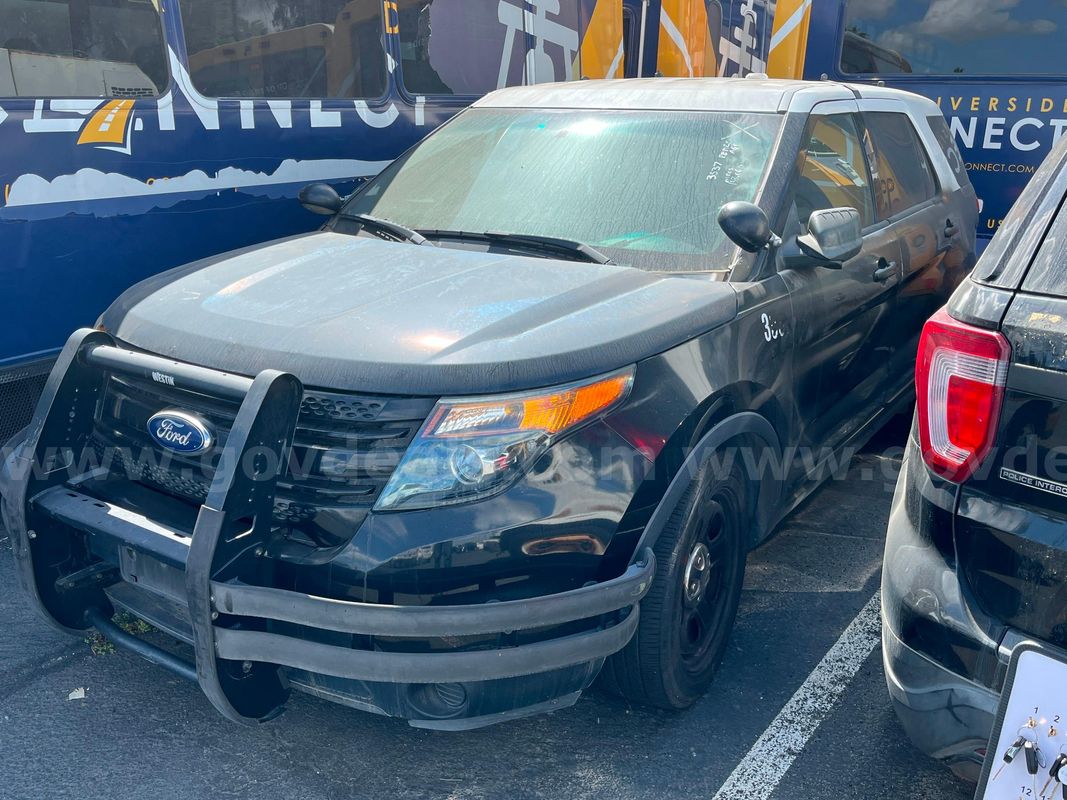 2015 Ford Explorer